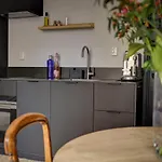 Bed & Breakfast Luxury Canal District