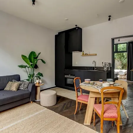 Luxury Canal District לינה וארוחת בוקר