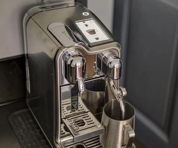 Luxury Canal District