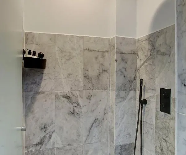 Luxury Canal District Oda ve Kahvaltı